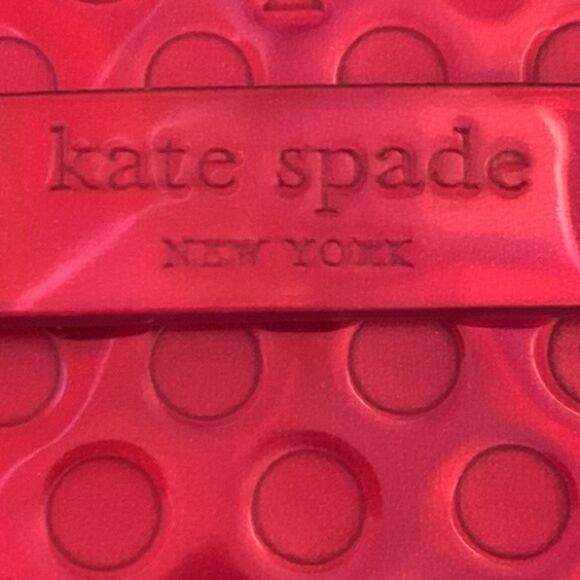 Kate Spade Red Iridescent Makeup Bag – Little Shiloh Zip Pouch - Picture 1 of 6